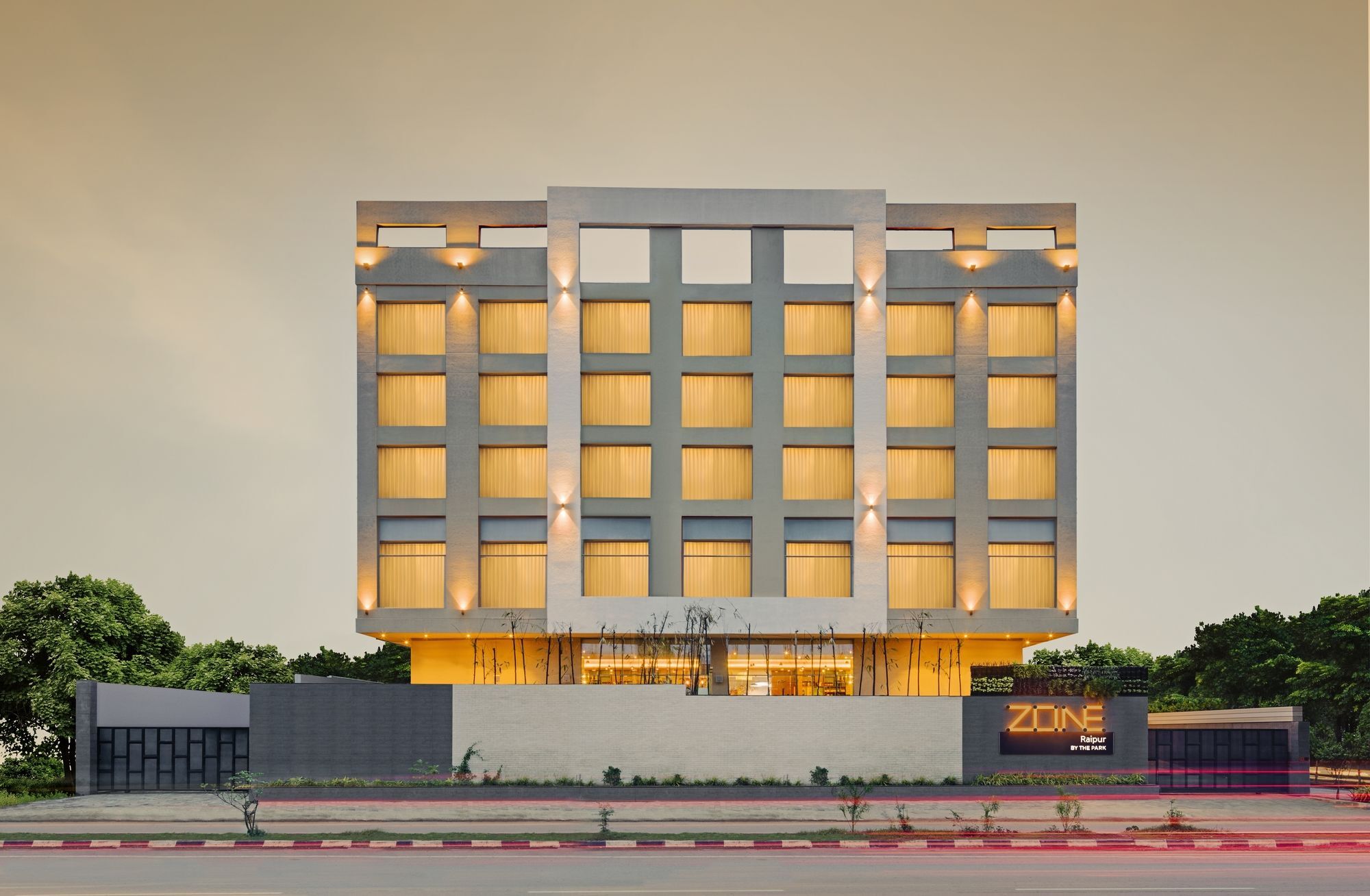 Hotel Zone By The Park Raipur Exteriér fotografie